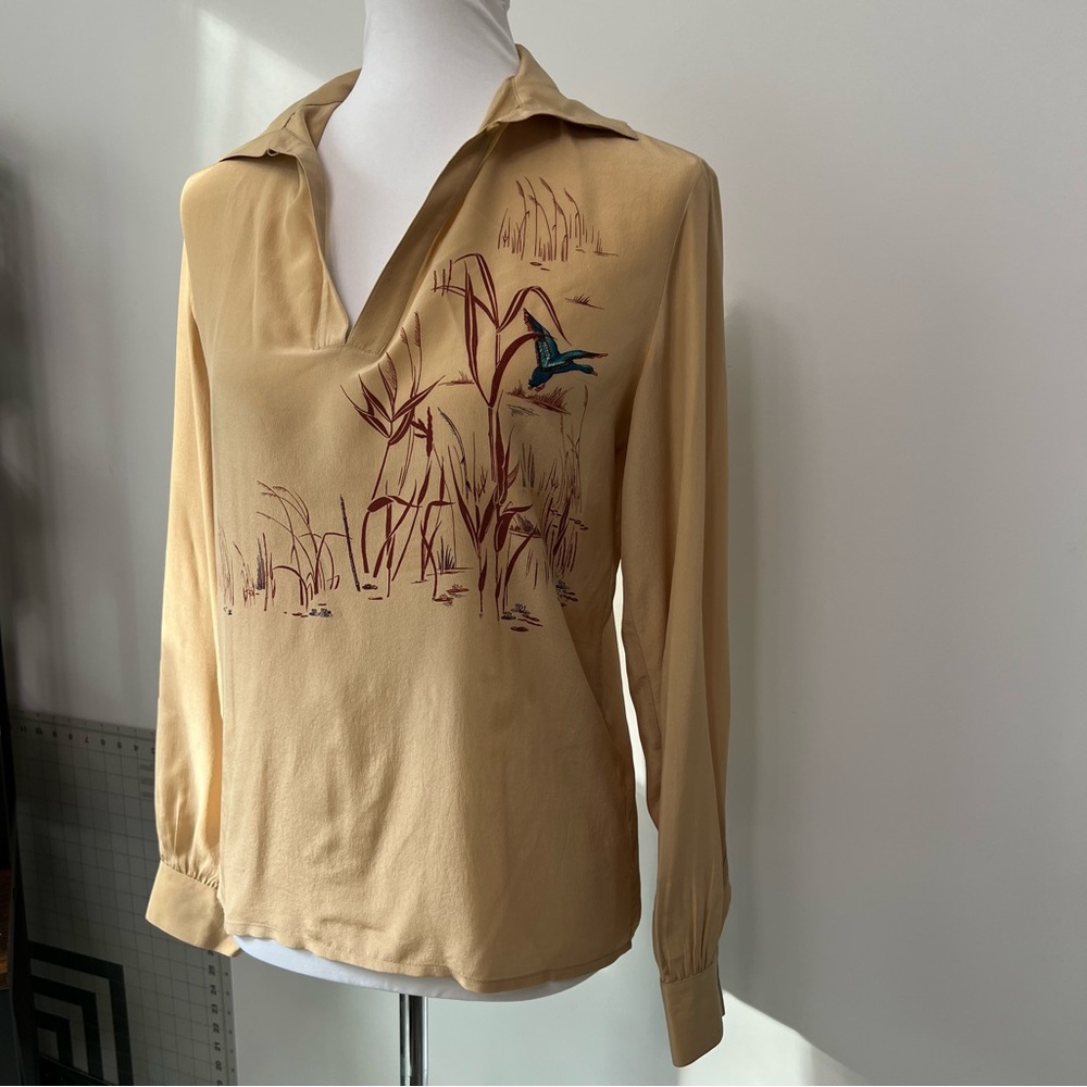 Rare 70s Gucci silk blouse with duck in marsh design